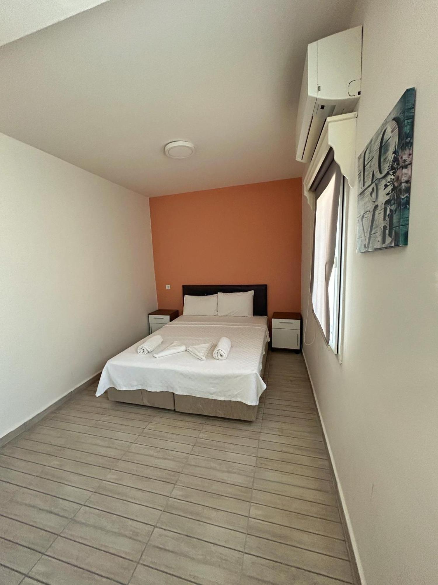 Loca Centre Suites بودروم المظهر الخارجي الصورة