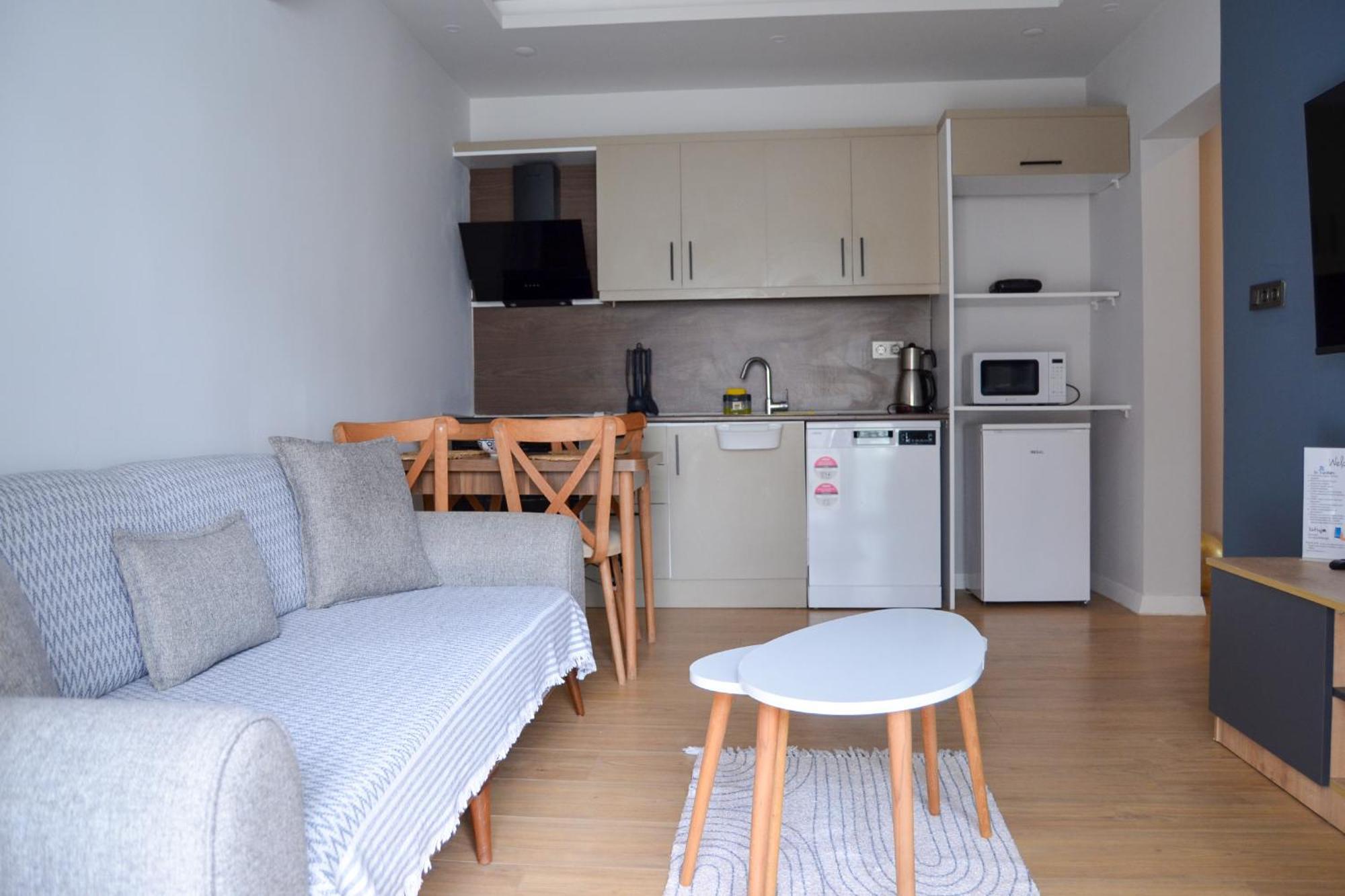 Loca Centre Suites بودروم المظهر الخارجي الصورة