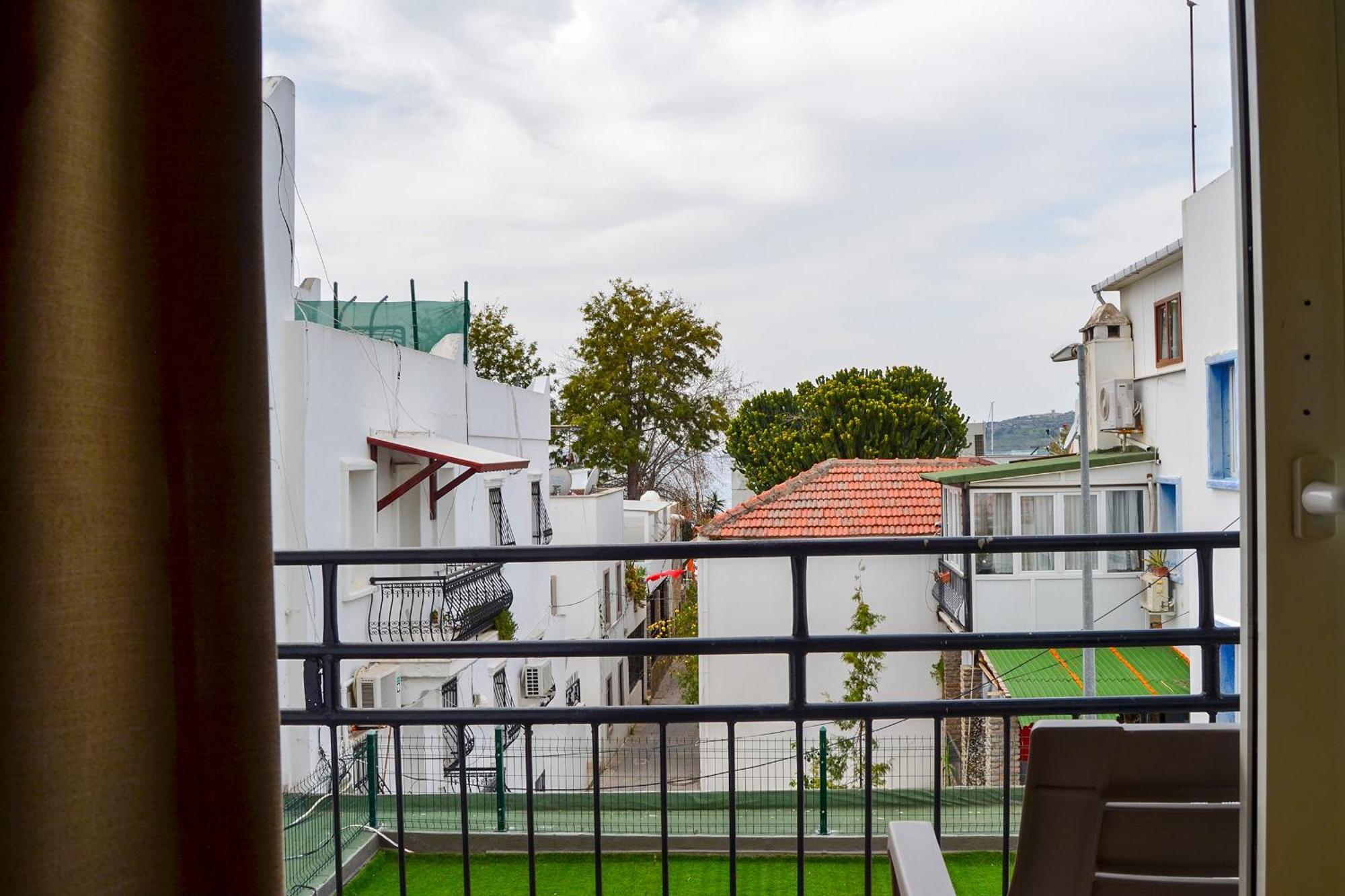Loca Centre Suites بودروم المظهر الخارجي الصورة