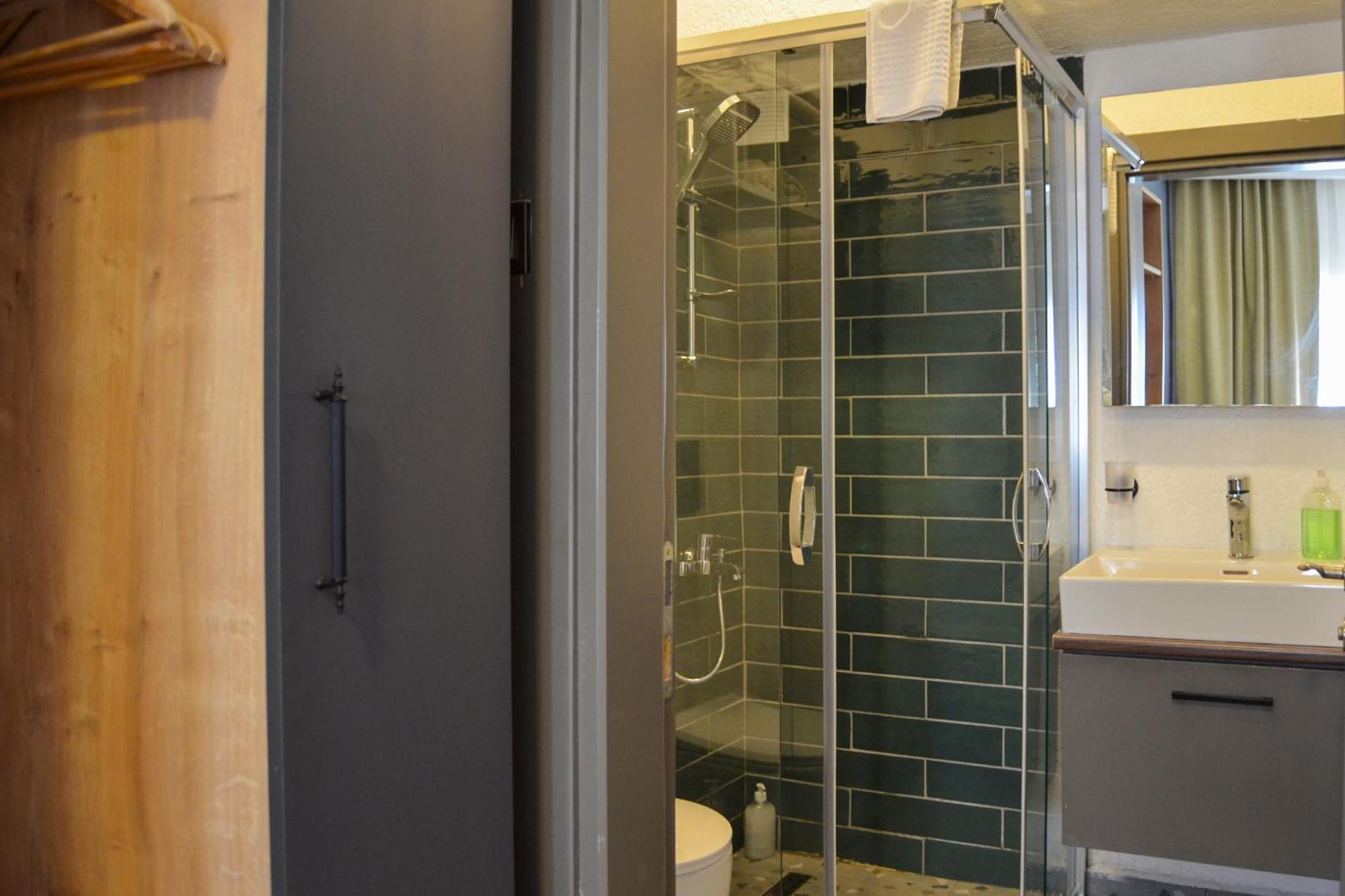 Loca Centre Suites بودروم المظهر الخارجي الصورة