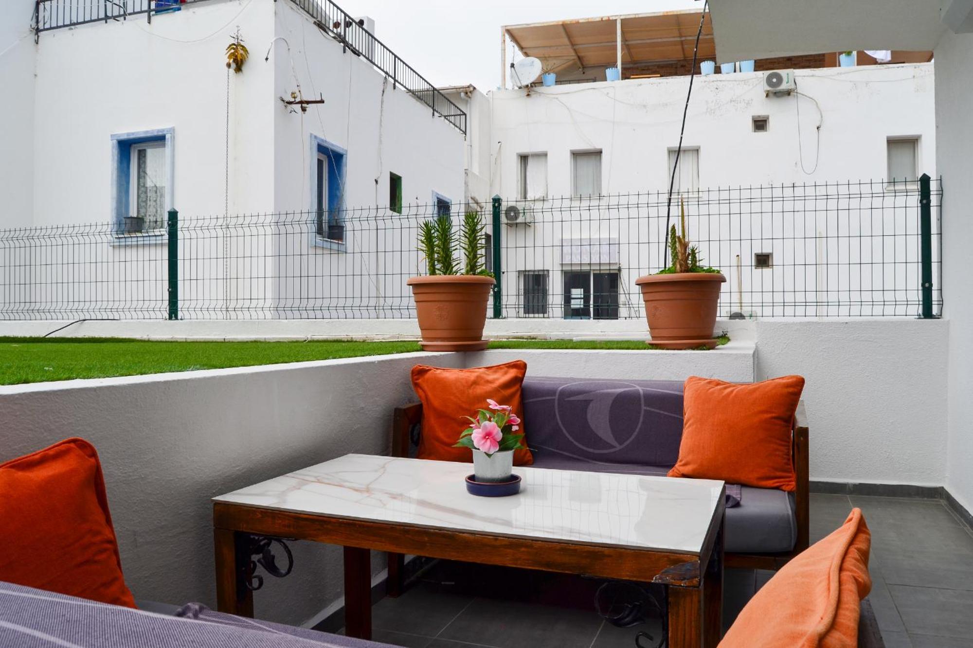 Loca Centre Suites بودروم المظهر الخارجي الصورة