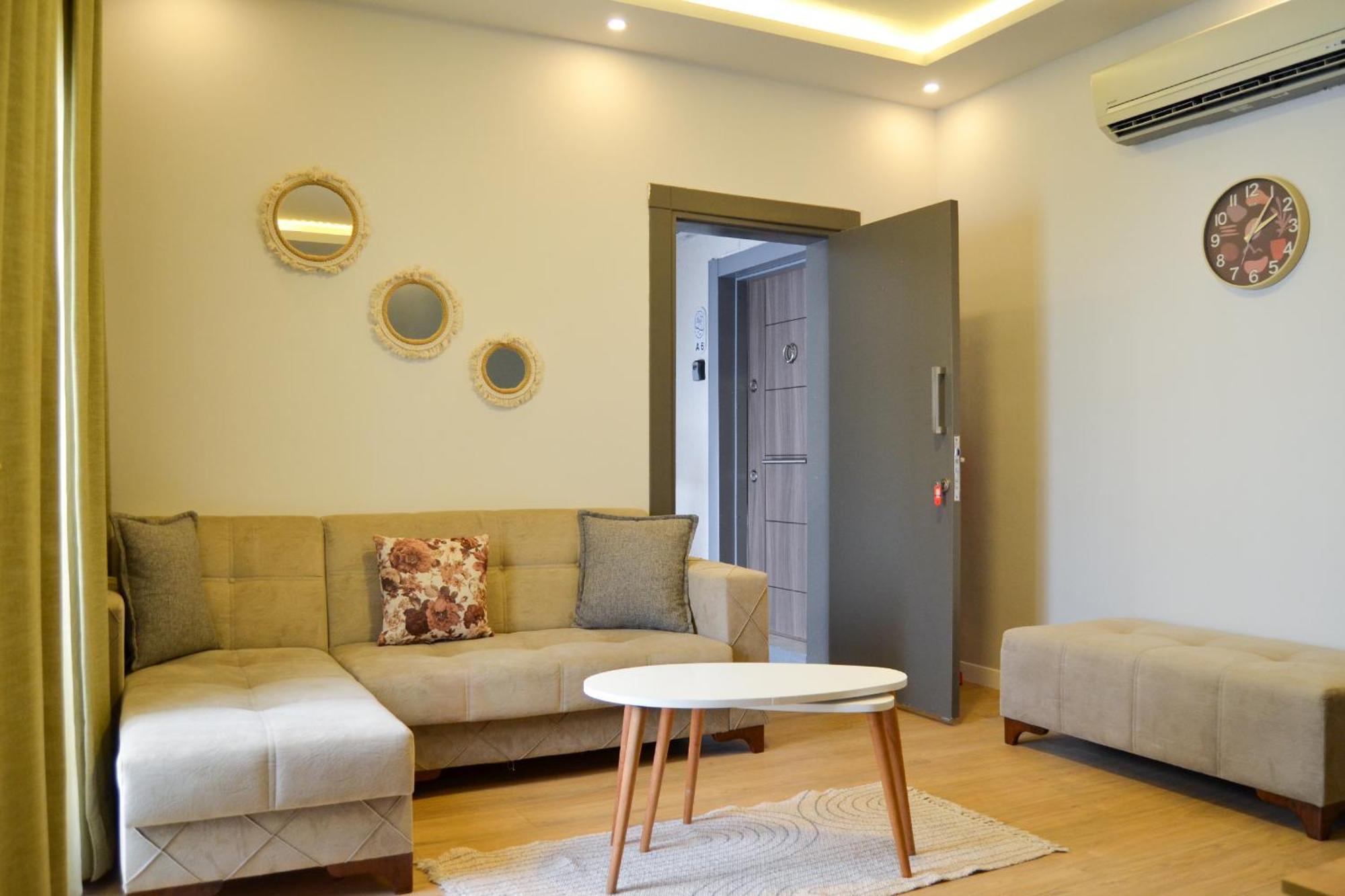 Loca Centre Suites بودروم المظهر الخارجي الصورة